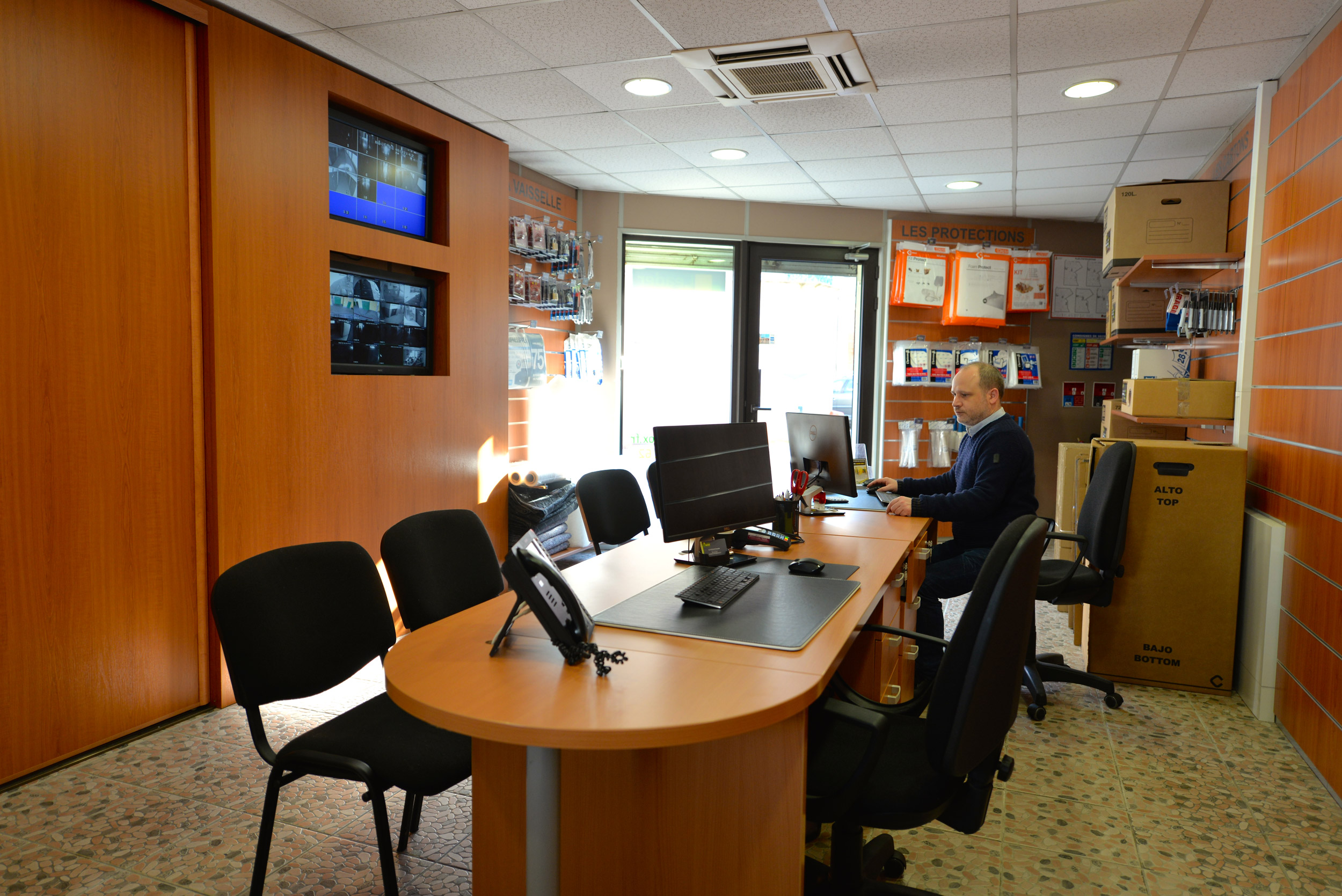 LEADERBOX CENTRE TOULOUSE - Photo 1