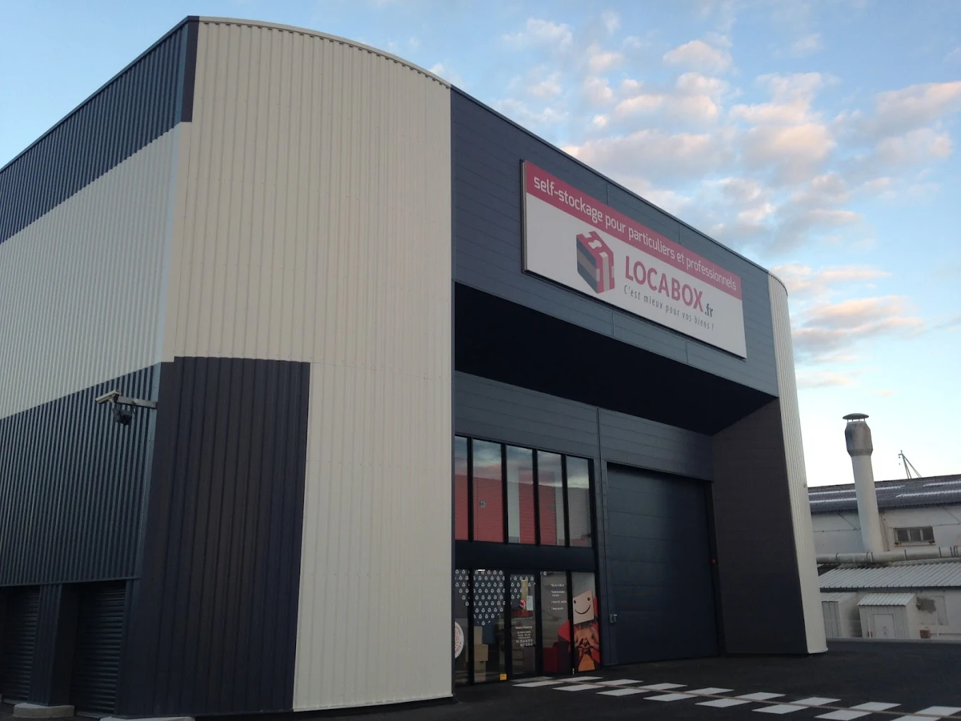 LOCABOX PERIGNY-LA ROCHELLE - Photo 2