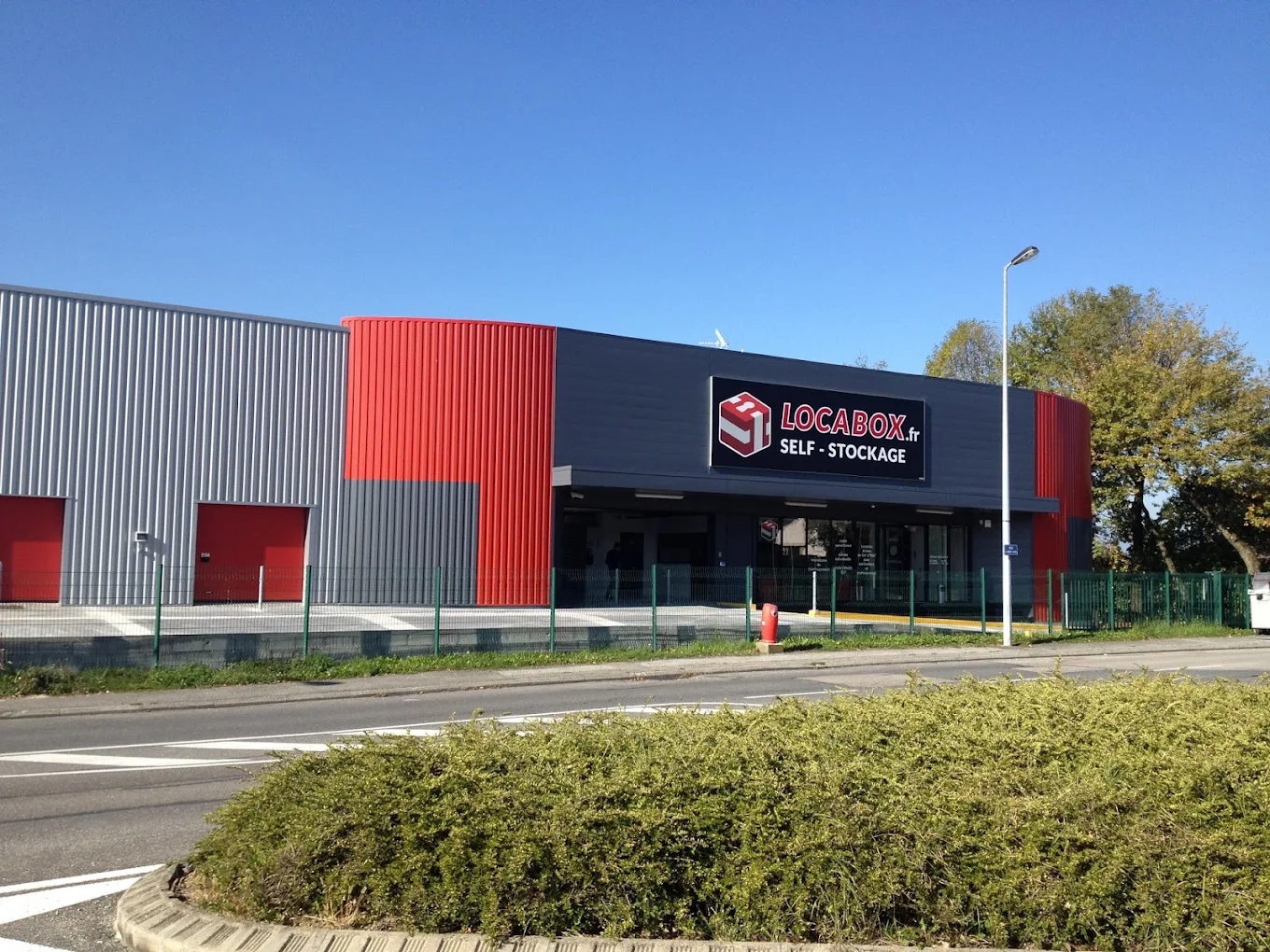 LOCABOX ANNEMASSE - Photo 2